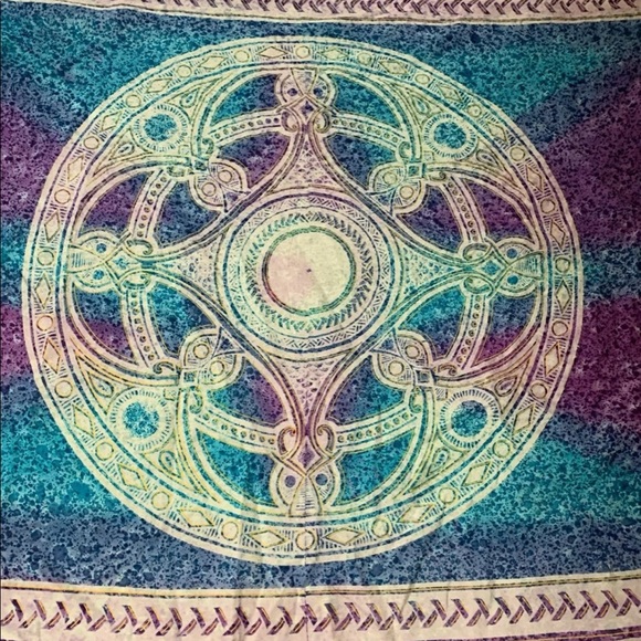 Blue and purple tapestry - Picture 2 of 4